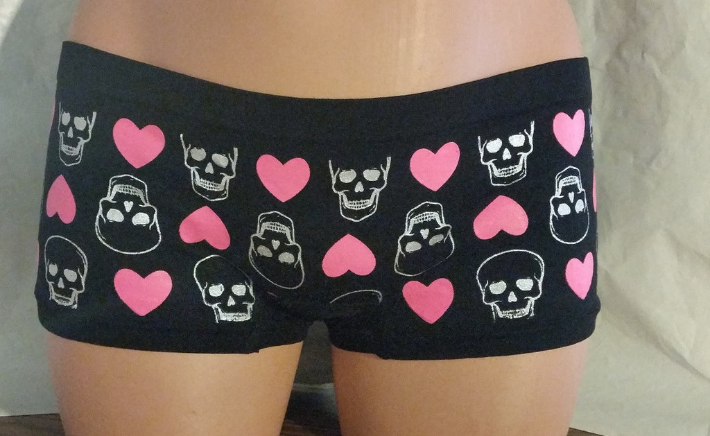 Fun Boyshorts Panties Skull and Hearts - Size Large