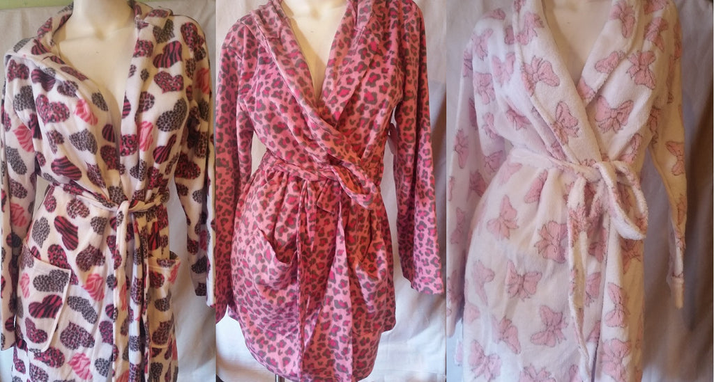 Women's Assorted Fleece Robes - 6 units
